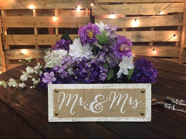 Comment commander une plaque funéraire personnalisée pour rendre hommage à un être cher ?